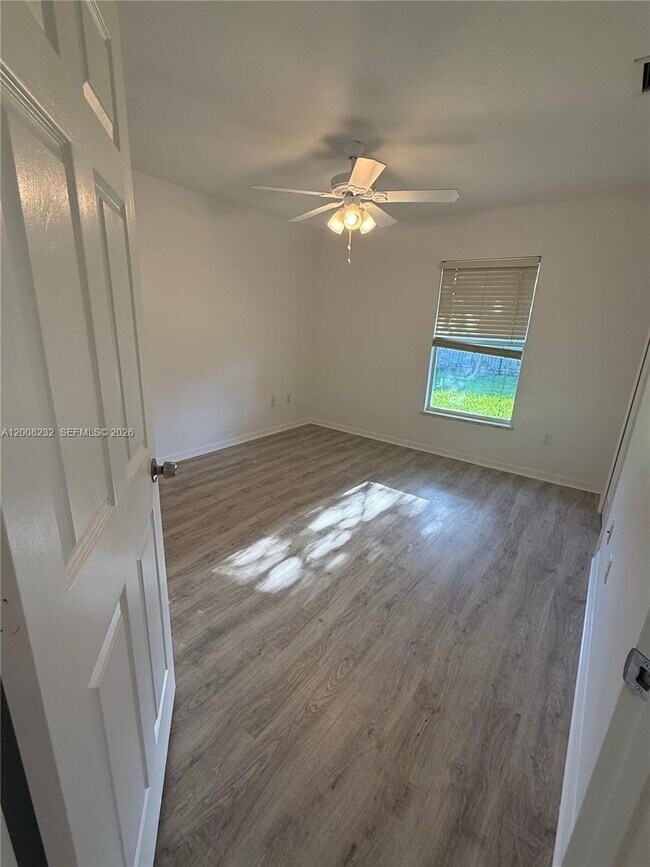 Building Photo - 3262 SW Cohutta St