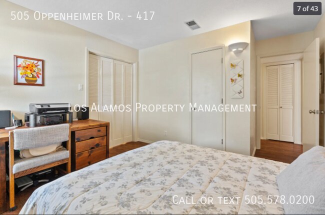 Building Photo - 505 Oppenheimer Dr