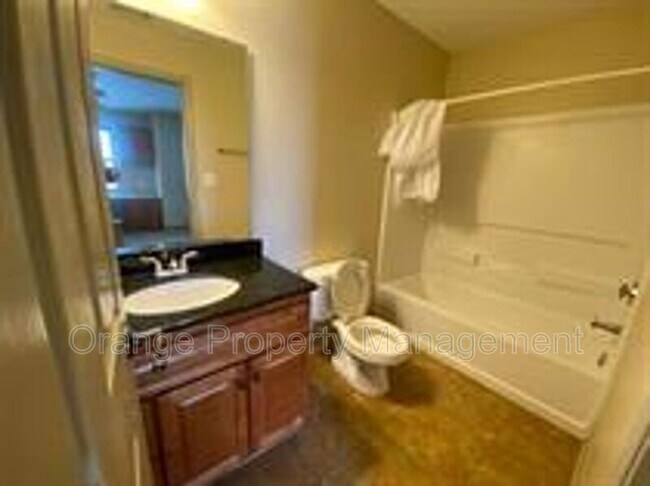 Building Photo - 1621 Muscovy Wy