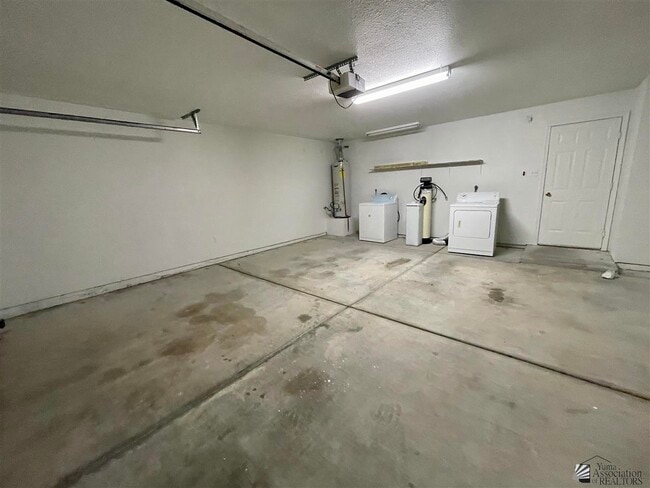 Building Photo - 10736 Calle Raquel