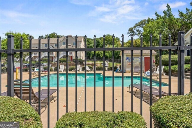 Building Photo - 210 Appleby Dr