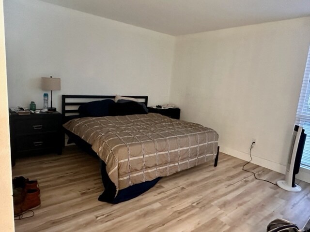 Large Master Bedroom - 3700 Dean Dr