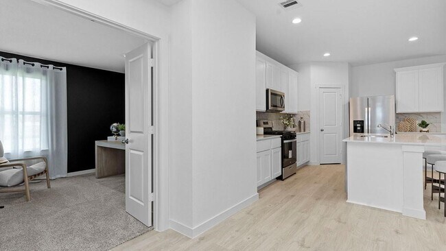 Building Photo - 3819 Langridge Dr