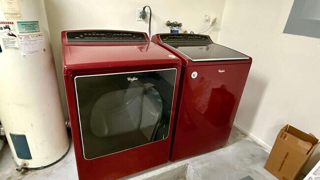 Building Photo - 7321 NW 38th Ct