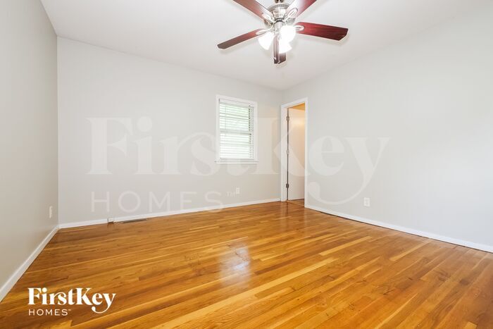 Building Photo - 3908 S Summit Ridge Dr