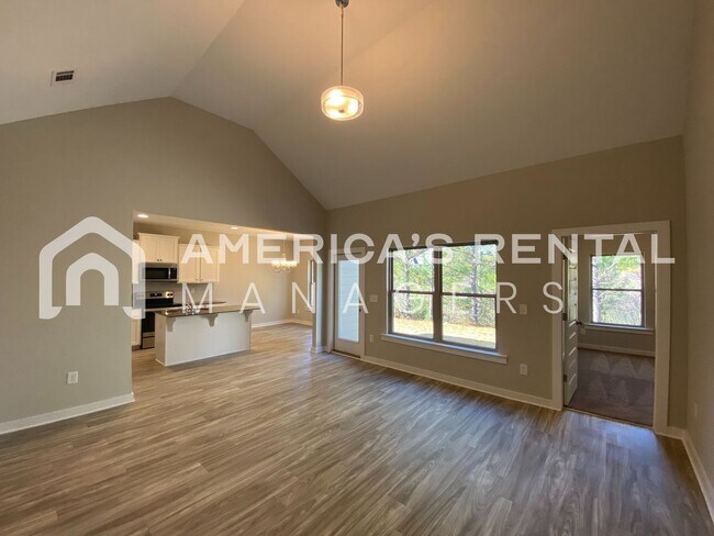 Building Photo - Home for Rent in Brookwood, AL! COMING SOO...