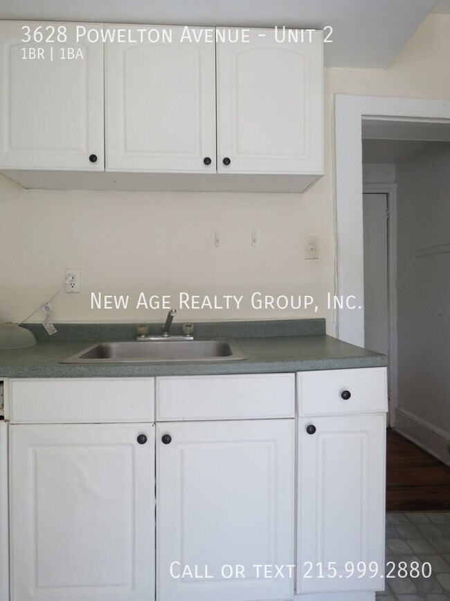 Building Photo - Large 1 bedroom apartment located on Powel...