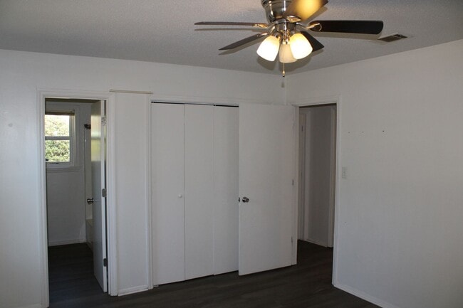 Building Photo - 3 Bedroom 2 Bath In Hephzibah!