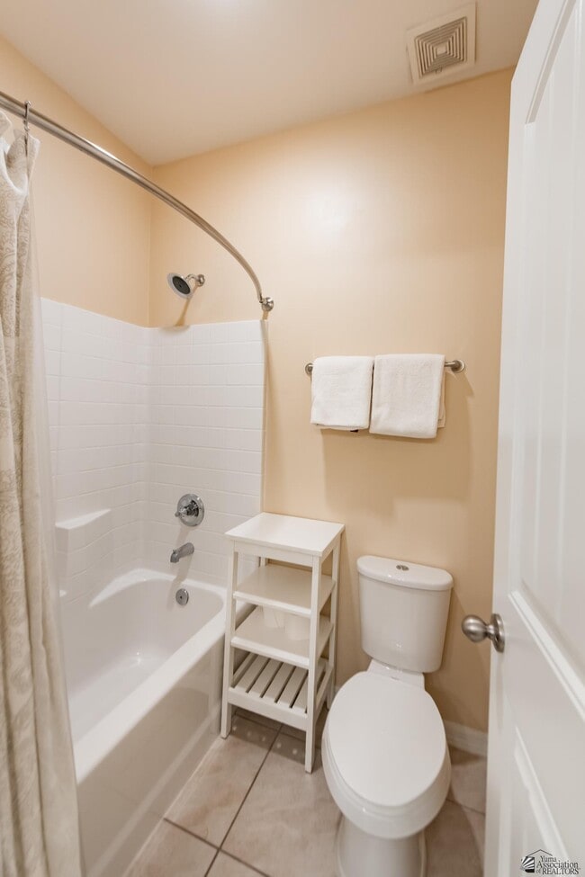 Building Photo - 6715 E 35th Rd