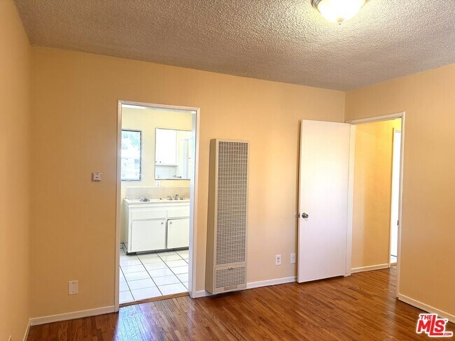 Building Photo - 5411 S Centinela Ave