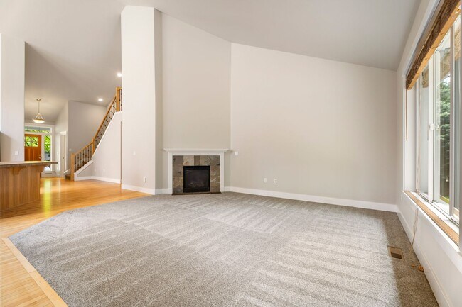 Building Photo - 345 Timber Creek Dr