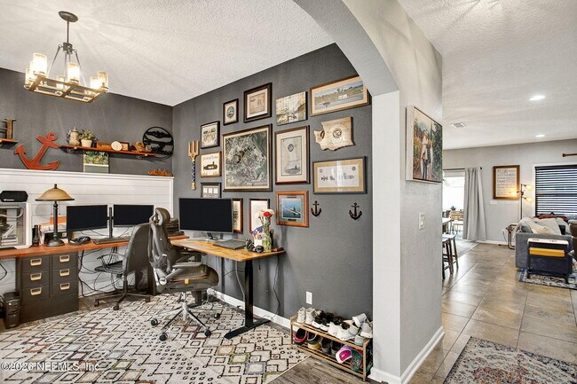 Building Photo - 95255 Windflower Trail