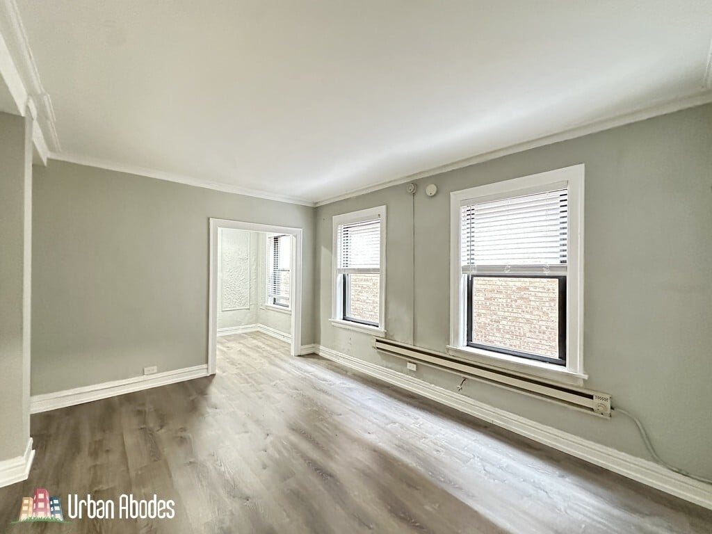 Building Photo - 1350 N Dearborn St