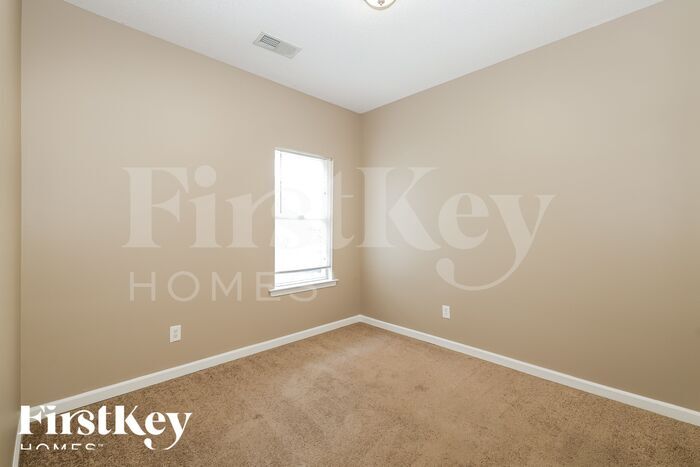Building Photo - 3931 Neyland Valley Dr