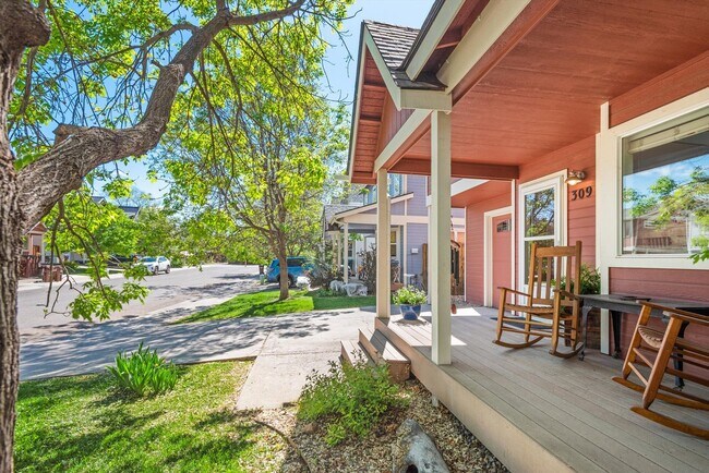 Building Photo - Prime Location | Spacious 4BD Home with El...