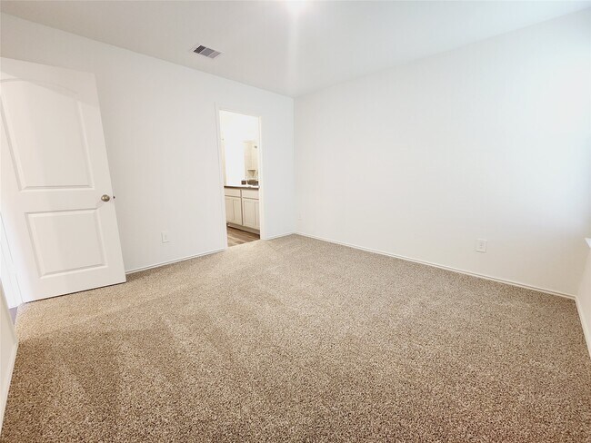 Building Photo - 6043 Canyon Dawn Dr