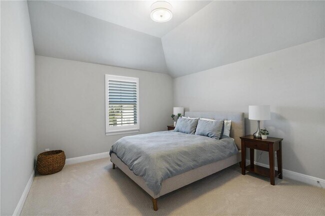 Building Photo - 16308 Paddlefish Wy
