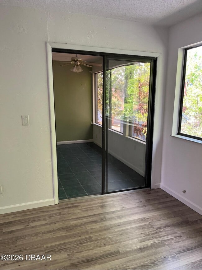 Building Photo - 233 Pine Cone Trail