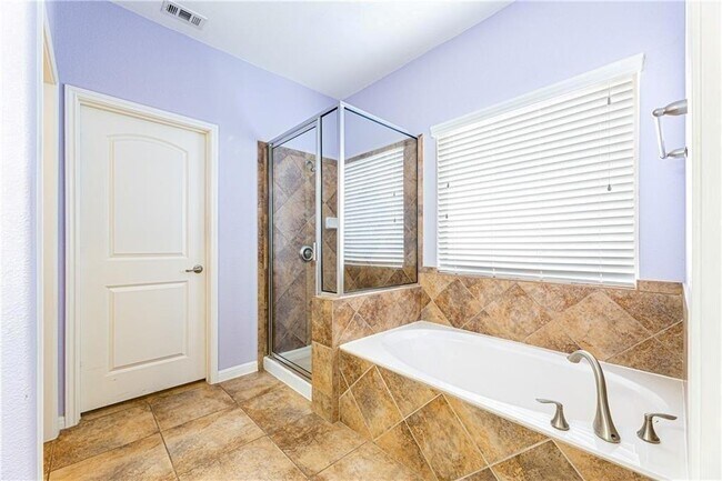 Building Photo - 11400 W Parmer Ln