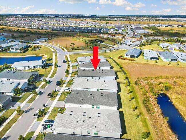 Building Photo - 13461 SW Bally Dr