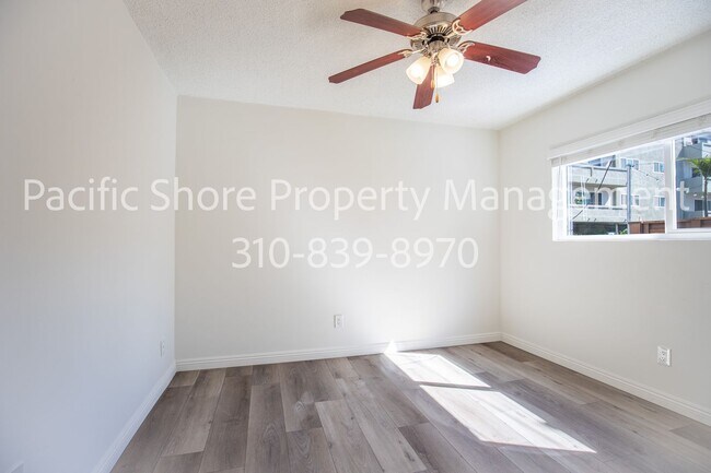 Building Photo - 24 27th Ave