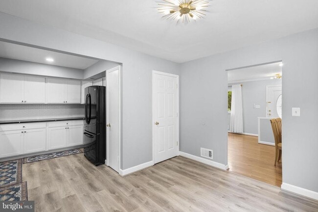 Building Photo - 308 Clagett Dr