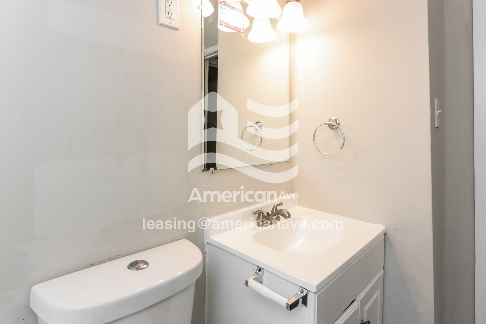 Building Photo - 5044 Wellborn Dr