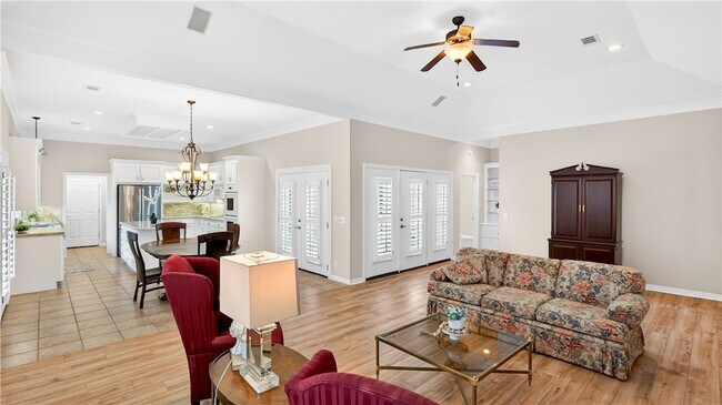 Building Photo - 4728 Stonebriar Cir
