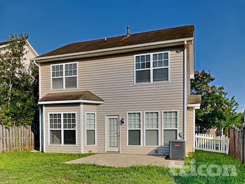 Building Photo - 1711 Crabapple Tree Ln