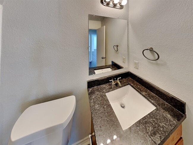 Building Photo - 20930 Baronsledge Ln