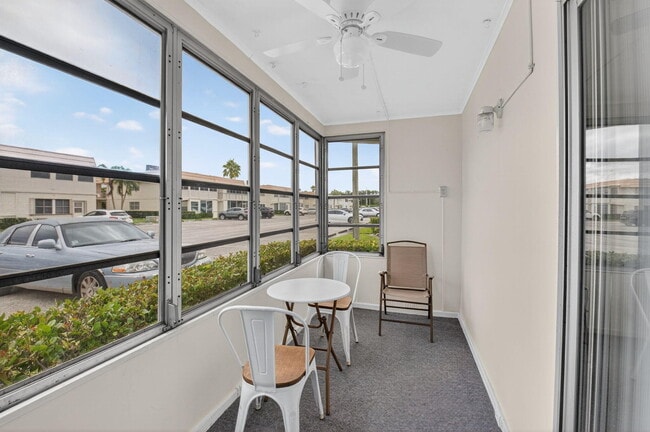 Building Photo - 359 Saxony Trail