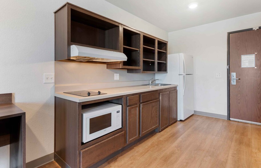 Building Photo - Furnished Studio-Minneapolis - Airport - M...