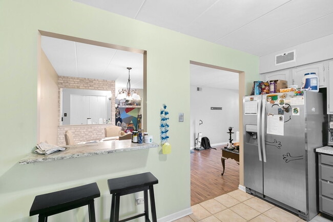 Building Photo - 11045 Theresa Cir