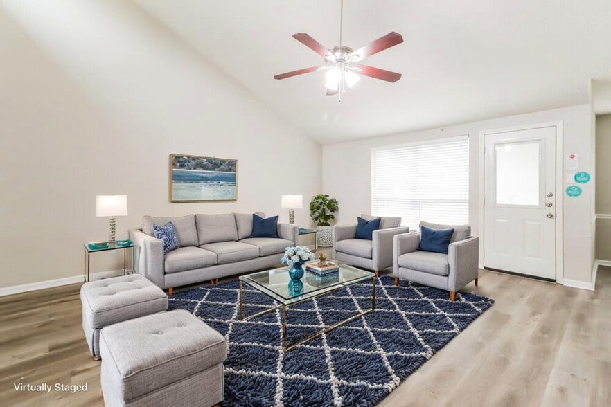 Building Photo - 7327 Shady Vale Ln