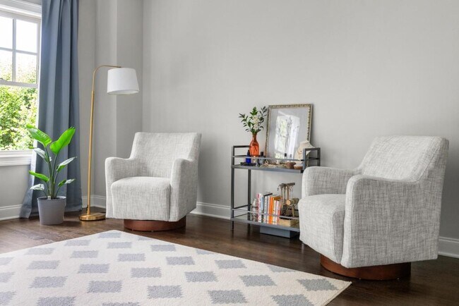 Building Photo - 2045 Bellrick Rd NW