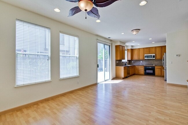 Building Photo - Spacious 4-Bedroom Home on Private Cul-De-Sac | No HOA | Custom Closets, New Floors & Lush Backya...