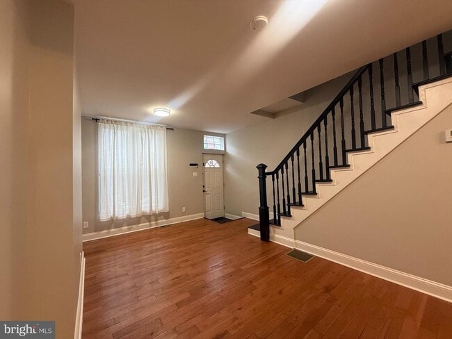 Building Photo - 3503 Leverton Ave