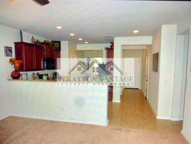 Building Photo - 24531 W Mobile Ln