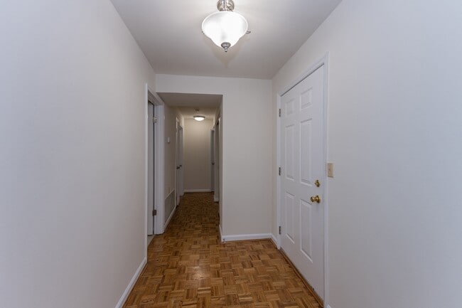 Floorplan - Indian Creek Apartments and Townhomes