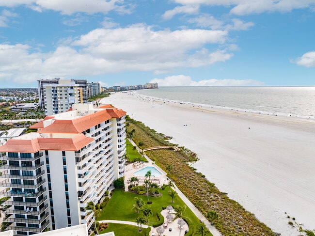 Building Photo - 180 Seaview Ct