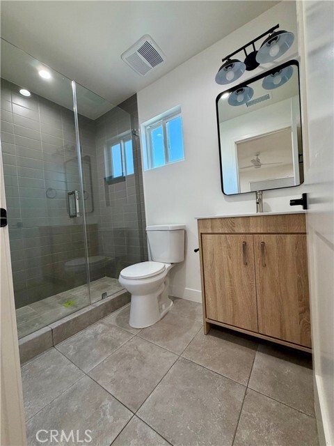 Building Photo - 5436 Kester Ave