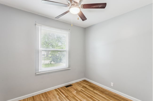Building Photo - Beautiful 3 Bedroom 1 Bath Home