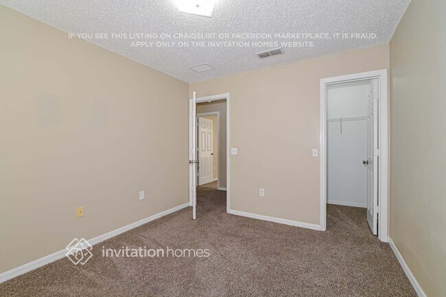 Building Photo - 654 Bluebill Ct