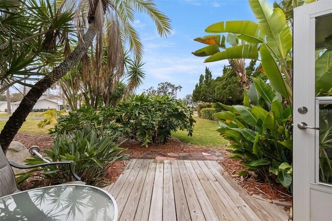 Building Photo - 3143 37th Ln S