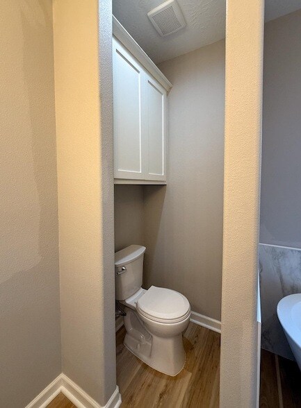 Building Photo - 780 Woodland St