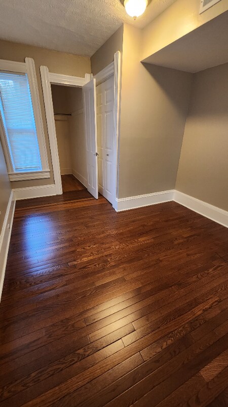 Building Photo - 3790 W 22nd Pl