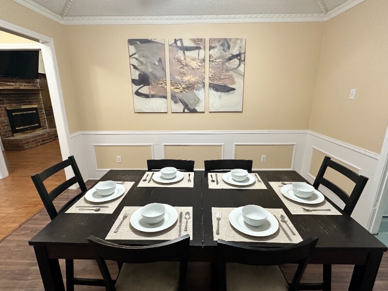 Building Photo - 4821 S Country Club Rd