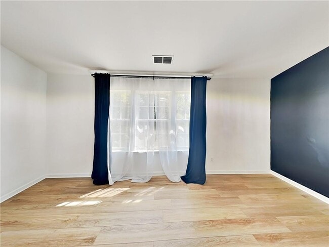 Building Photo - 515 Bigelow Ct
