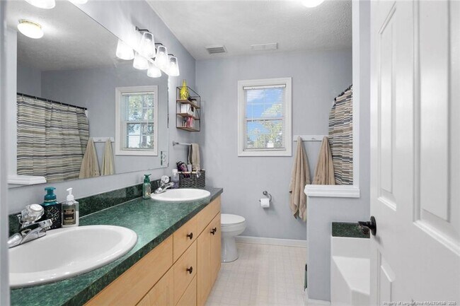 Building Photo - 59 Prestige Dr