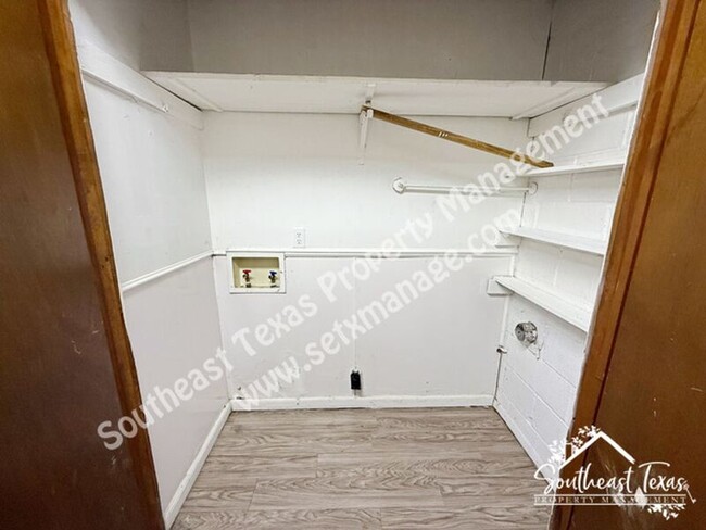 Building Photo - 782 Pinchback Rd